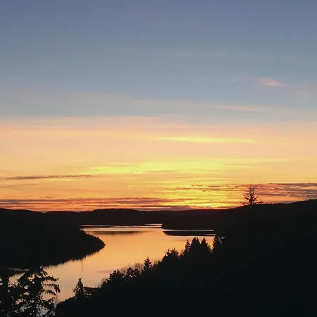 Amazing Home In Sarpsborg With Lake View * Sarpsborg