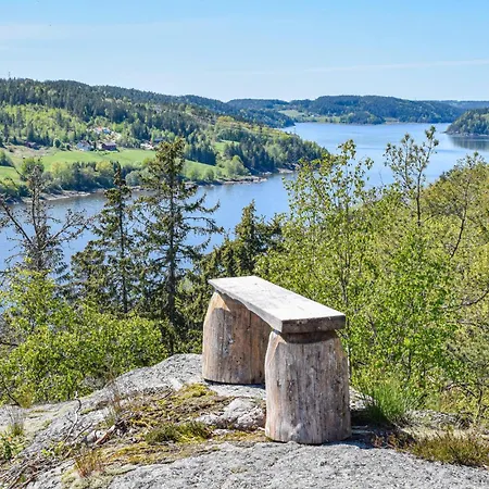 Amazing Home In Sarpsborg With Lake View Nyaraló *